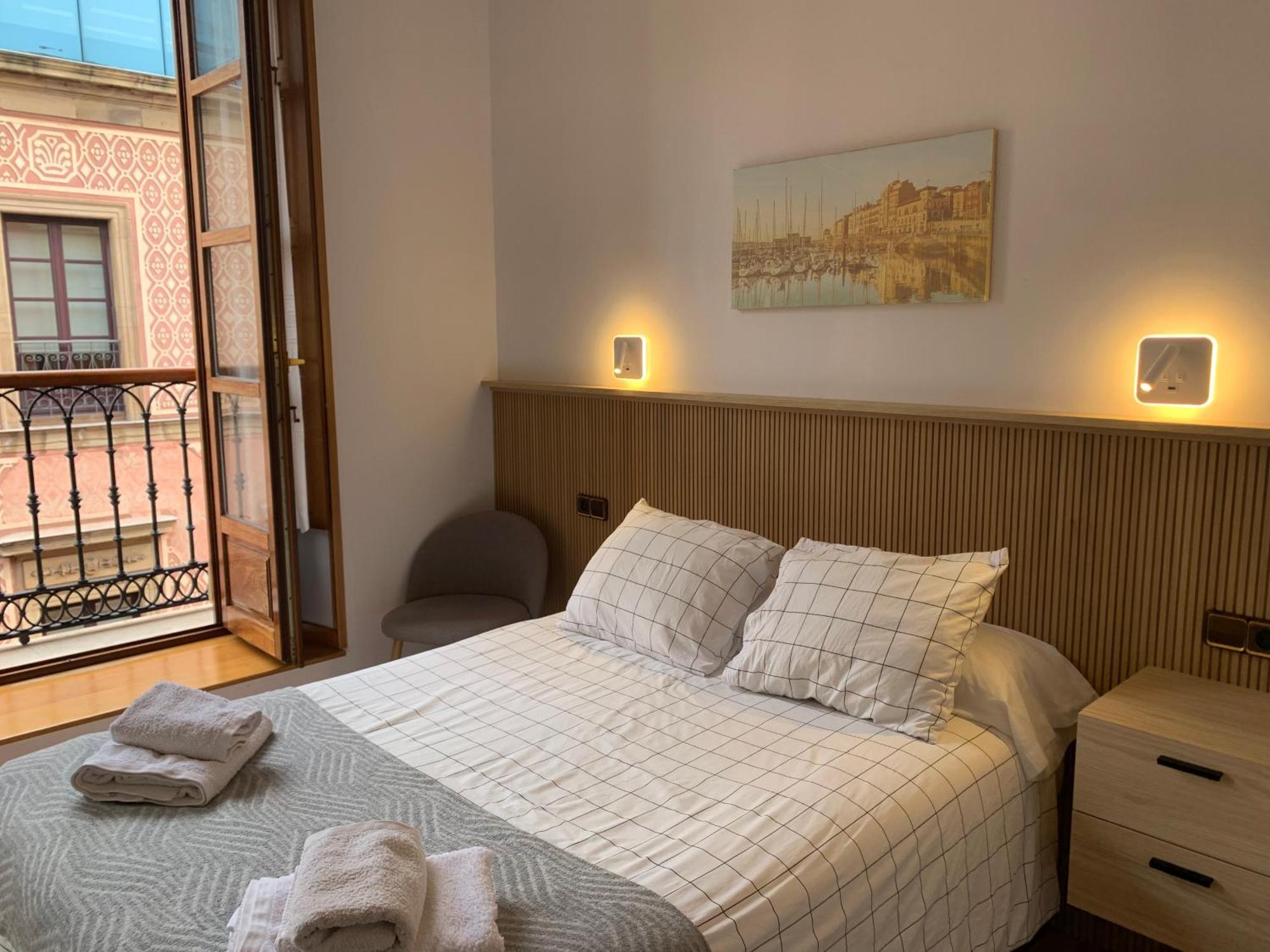 Moderno piso en la plaza mayor de Gijón Habitación foto